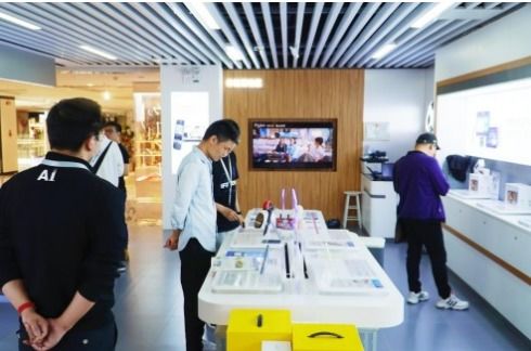 打卡杭州科大訊飛直營(yíng)店 智能辦公 智慧學(xué)習(xí)產(chǎn)品應(yīng)有盡有